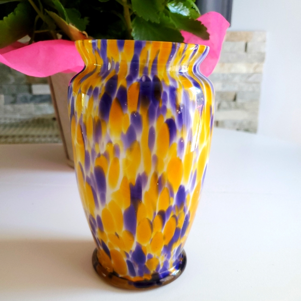 End of day art glass vase